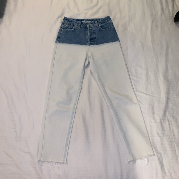 ADIKA TWO TONED JEANS SIZE SMALL - Picture 2 of 3